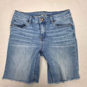 Maurices Denim Shorts Womens Size 8 Raw Hem Distressed